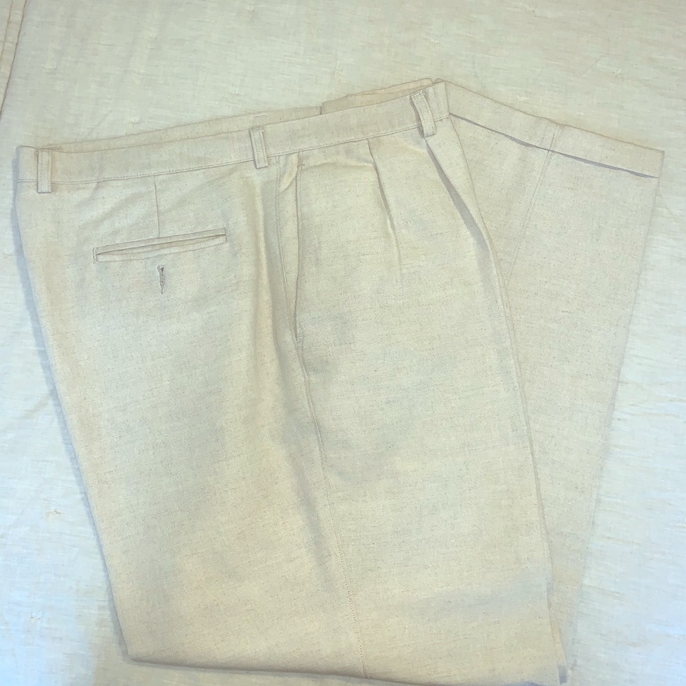 Men’s Claiborne Line Pants - Size 40/32